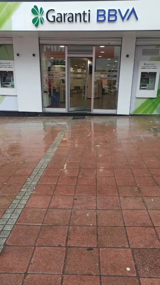Garanti BBVA Gaziosmanpaşa İstanbul Şubesi — Bankalar, Gaziosmanpaşa · fotoğraf 3