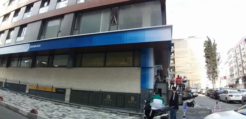 Türkiye İş Bankası Gaziosmanpaşa/İstanbul Şubesi — Bankalar, Gaziosmanpaşa · fotoğraf 2