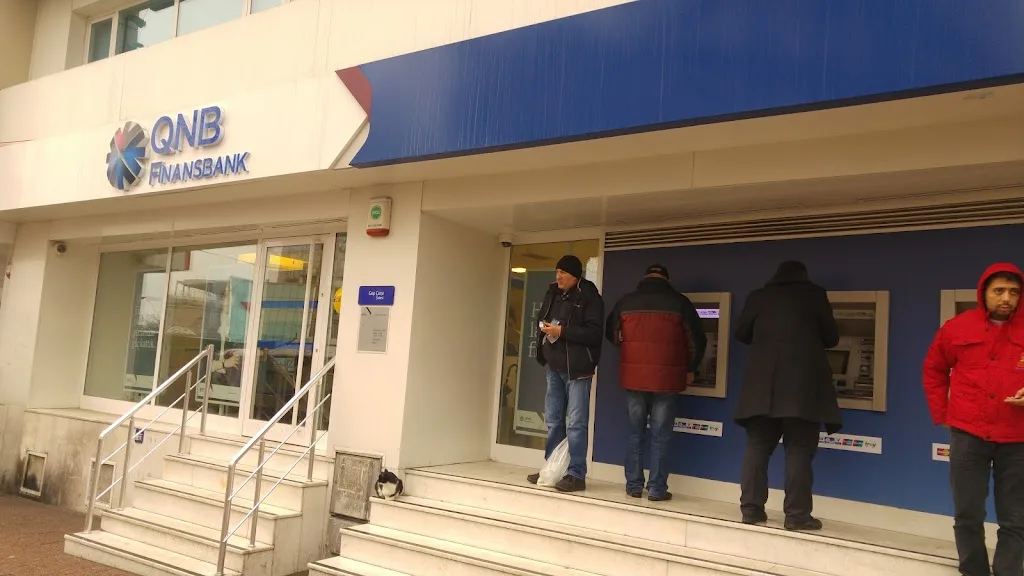 QNB Gaziosmanpaşa Çarşı Şubesi — Bankalar, Gaziosmanpaşa · fotoğraf 1