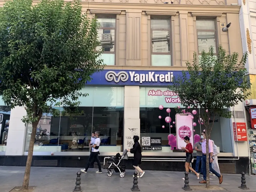 Yapı Kredi - Sirkeci Şubesi — Bankalar, Fatih · fotoğraf 2