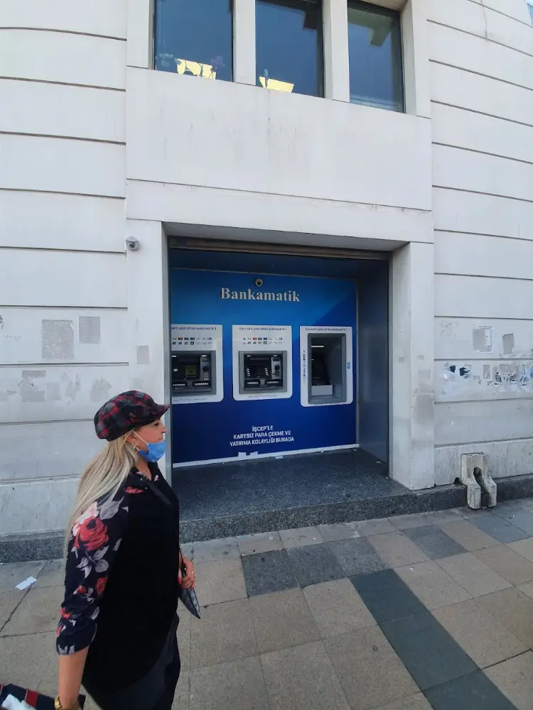Türkiye İş Bankası Beyazıt/İstanbul Şubesi — Bankalar, Fatih · fotoğraf 3