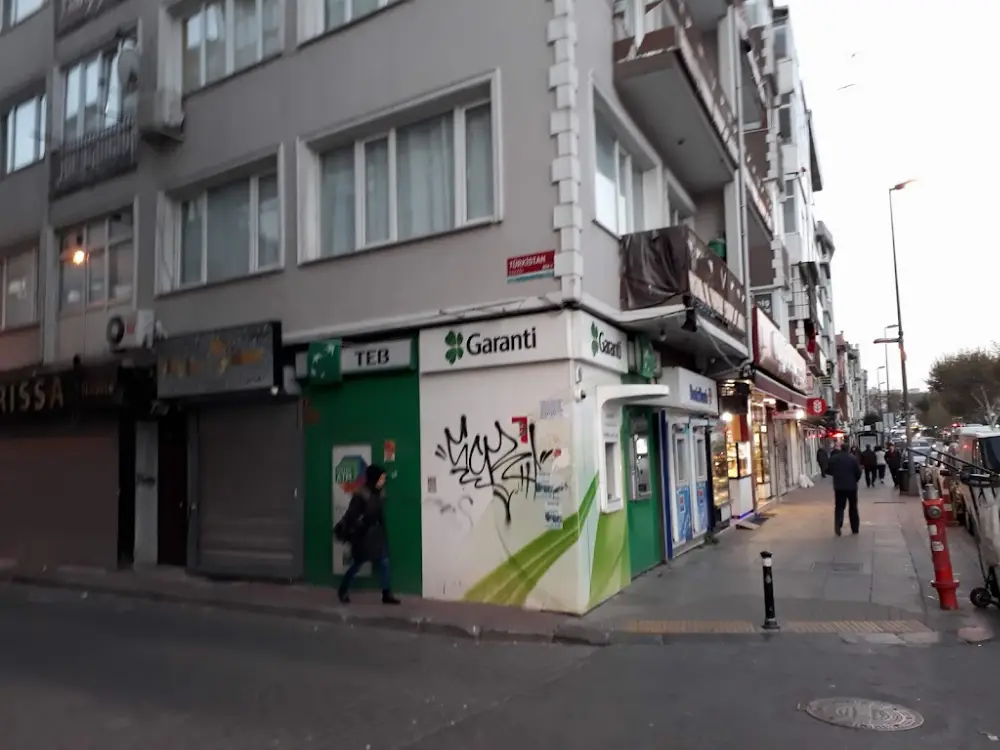 Garanti BBVA Karagümrük Şubesi — Bankalar, Fatih · fotoğraf 4