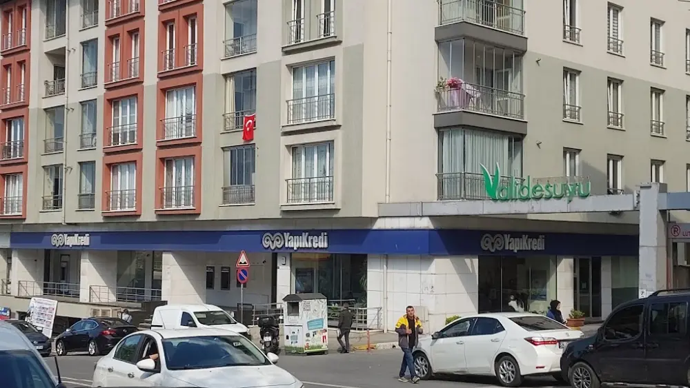 Yapı Kredi - Küçükköy Şubesi — Bankalar, Gaziosmanpaşa · fotoğraf 3