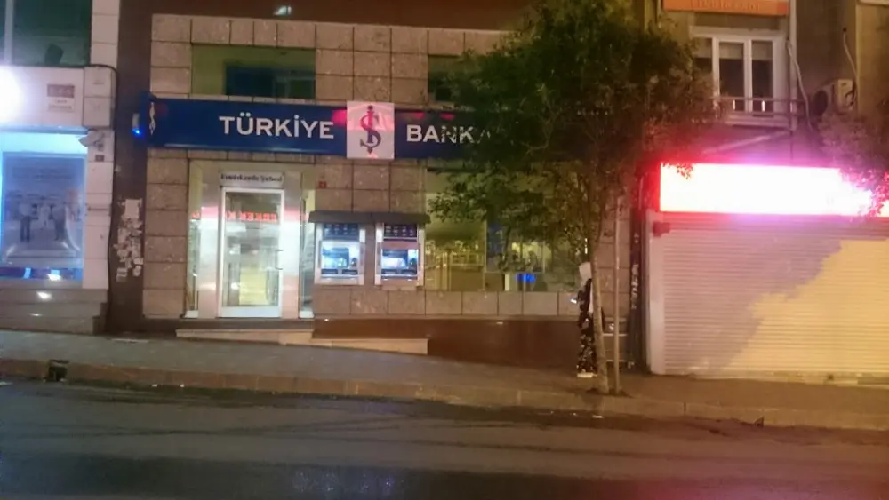 Türkiye İş Bankası Fındıkzade/İstanbul Şubesi — Bankalar, Fatih · fotoğraf 2