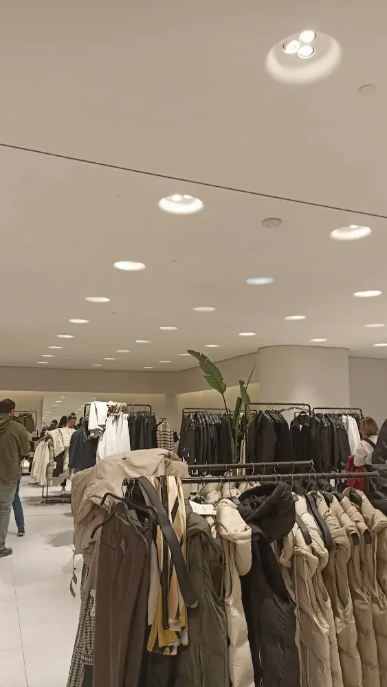 ZARA — Erkek Giyim, Çankaya · fotoğraf 4
