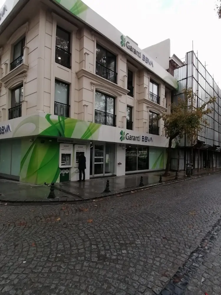 Garanti BBVA Nuruosmaniye Şubesi — Bankalar, Fatih · fotoğraf 3