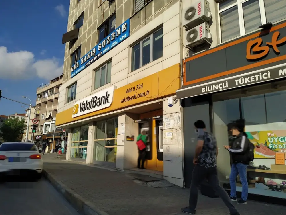 VakıfBank Güngören Şubesi — Bankalar, Güngören · fotoğraf 3