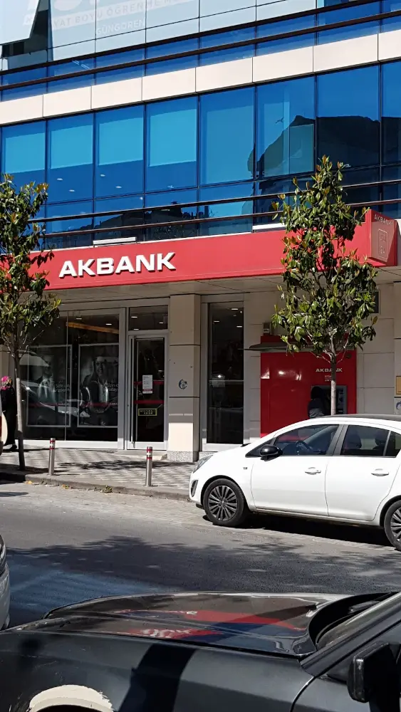 Akbank Güngören Köyiçi Şubesi — Bankalar, Güngören · fotoğraf 3