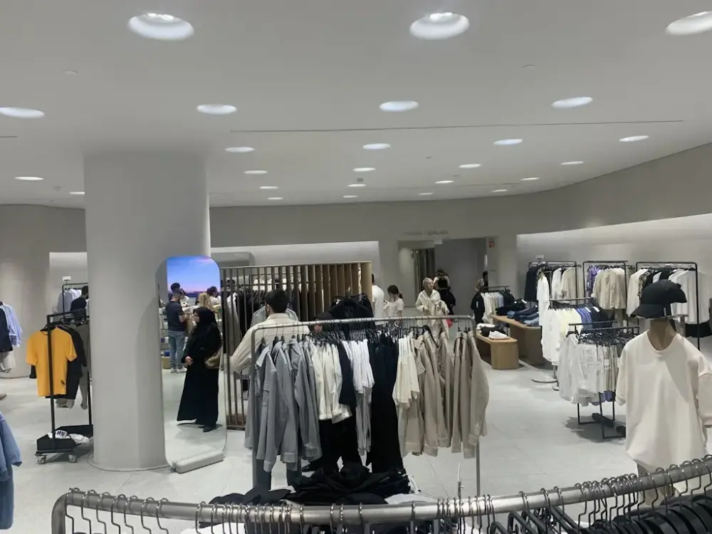 ZARA — Erkek Giyim, Yenimahalle · fotoğraf 4