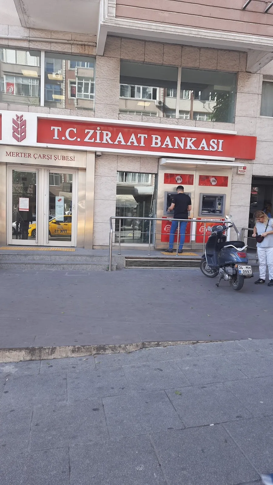 Ziraat Bankası Merter Çarşı Şubesi — Bankalar, Güngören · fotoğraf 1