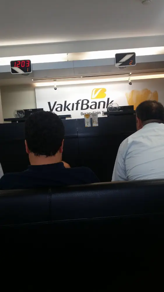 VakıfBank Merter Şubesi — Bankalar, Güngören · fotoğraf 2