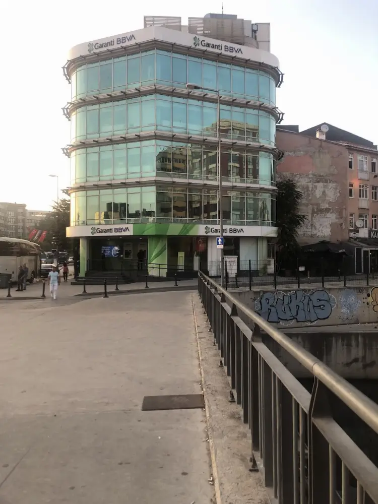 Garanti BBVA Kadıköy Şubesi — Bankalar, Kadıköy · fotoğraf 4