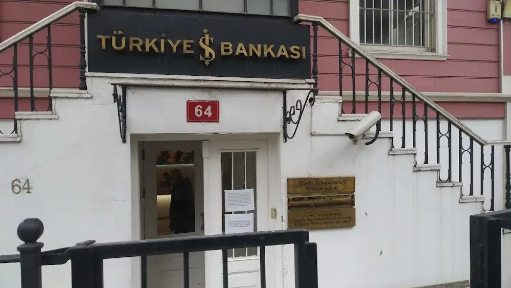 Türkiye İş Bankası Göztepe/İstanbul Şubesi — Bankalar, Kadıköy · fotoğraf 3