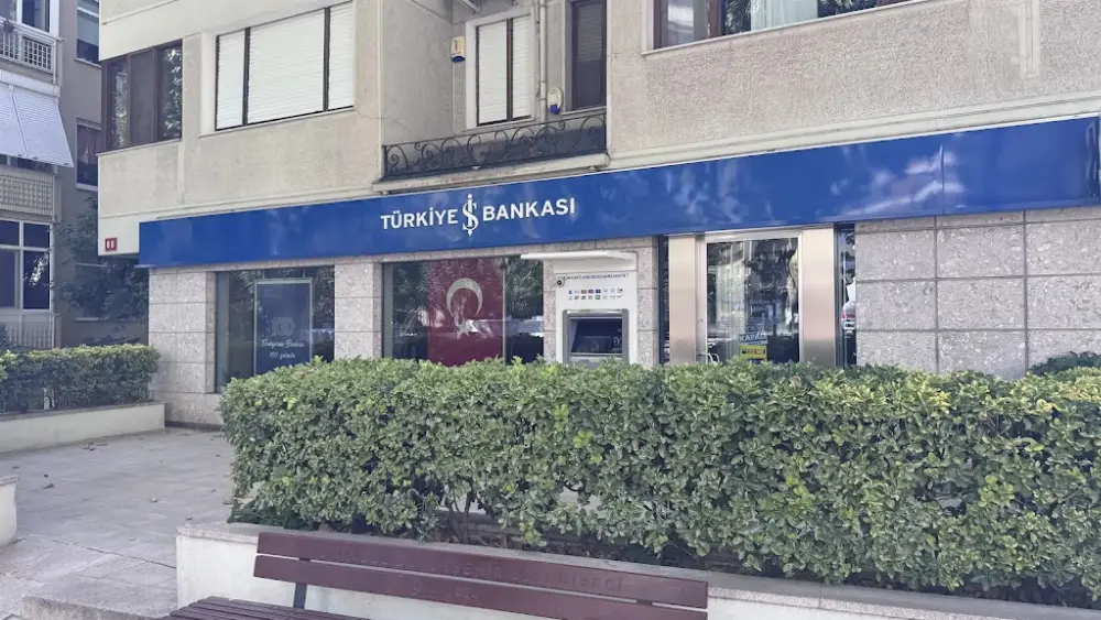 Türkiye İş Bankası Kalamış/İstanbul Şubesi — Bankalar, Kadıköy · fotoğraf 4