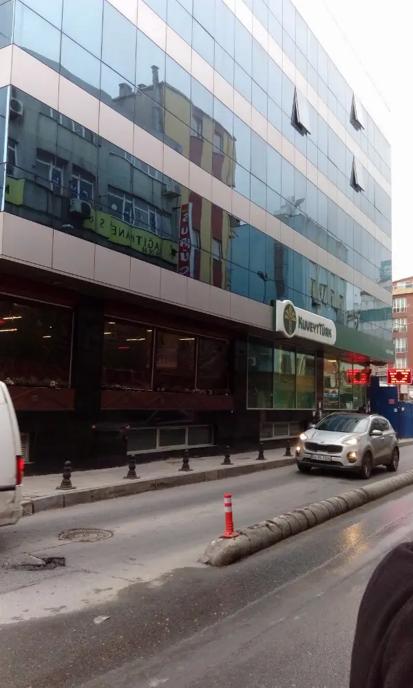 Kuveyt Türk Kağıthane Şubesi — Bankalar, Kağıthane · fotoğraf 3