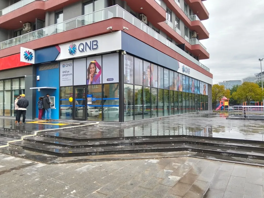 QNB Kağıthane Şubesi — Bankalar, Kağıthane · fotoğraf 1