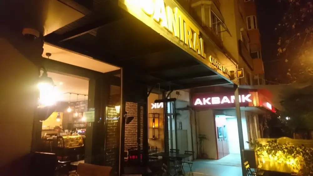 Akbank Kozyatağı/İstanbul Şubesi — Bankalar, Kadıköy · fotoğraf 4