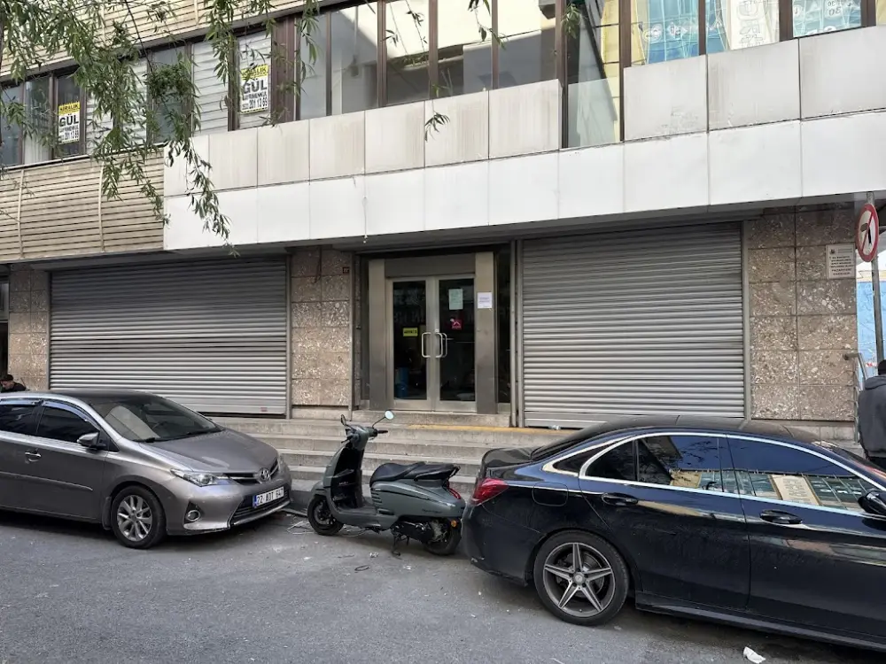 Türkiye İş Bankası - Çağlayan / İstanbul Şubesi — Bankalar, Kağıthane · fotoğraf 2