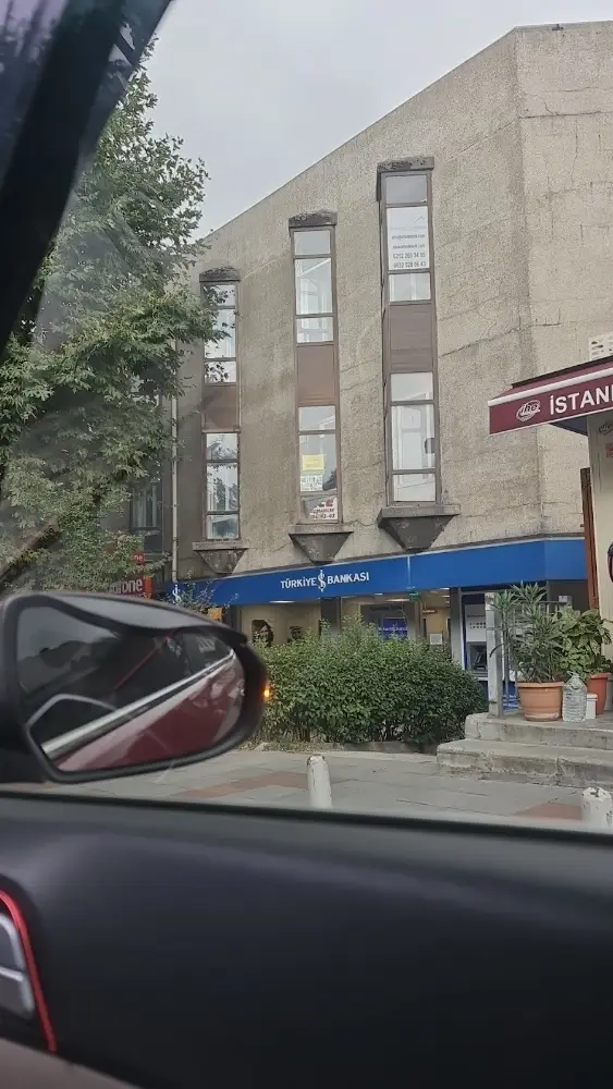 Türkiye İş Bankası Seyrantepe/İstanbul Şubesi — Bankalar, Kağıthane · fotoğraf 2
