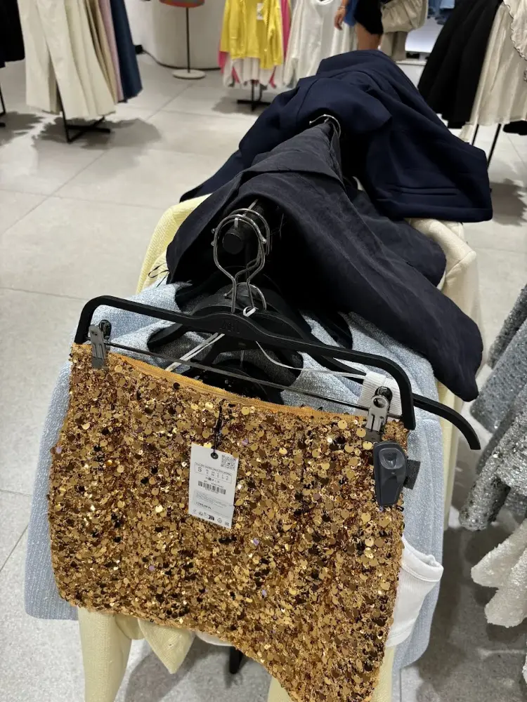 ZARA — Erkek Giyim · fotoğraf 3