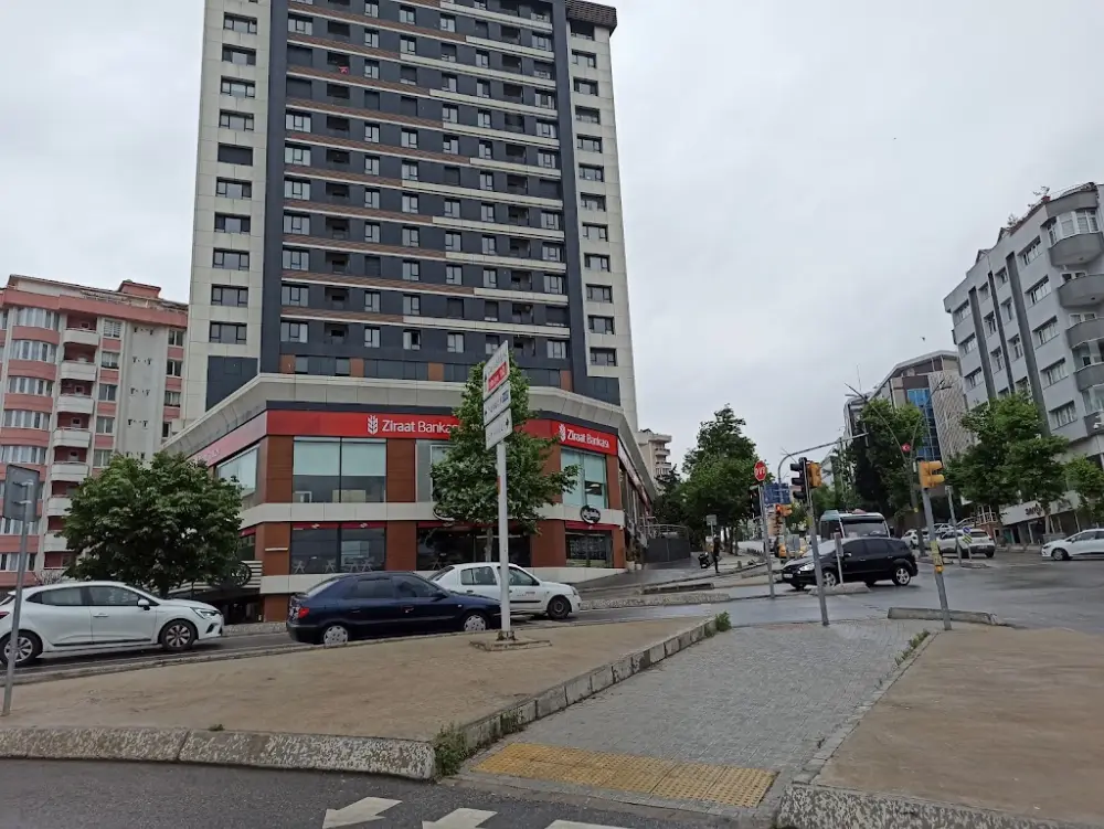 Ziraat Bankası Kartal/İstanbul Şubesi — Bankalar, Kartal · fotoğraf 4