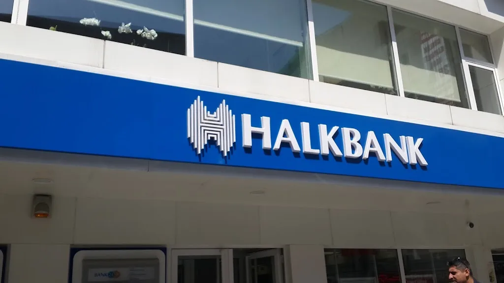 Halkbank Çağlayan Şubesi — Bankalar, Kağıthane · fotoğraf 1