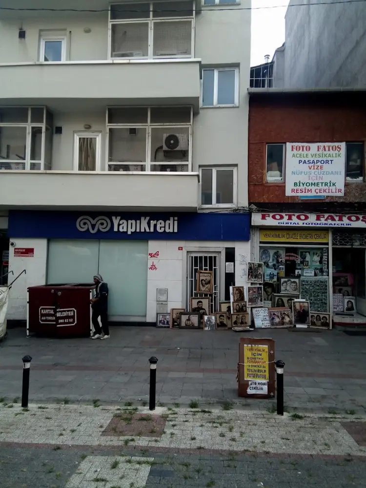 Yapı Kredi Bankası - Kartal Çarşı Şubesi — Bankalar, Kartal · fotoğraf 2