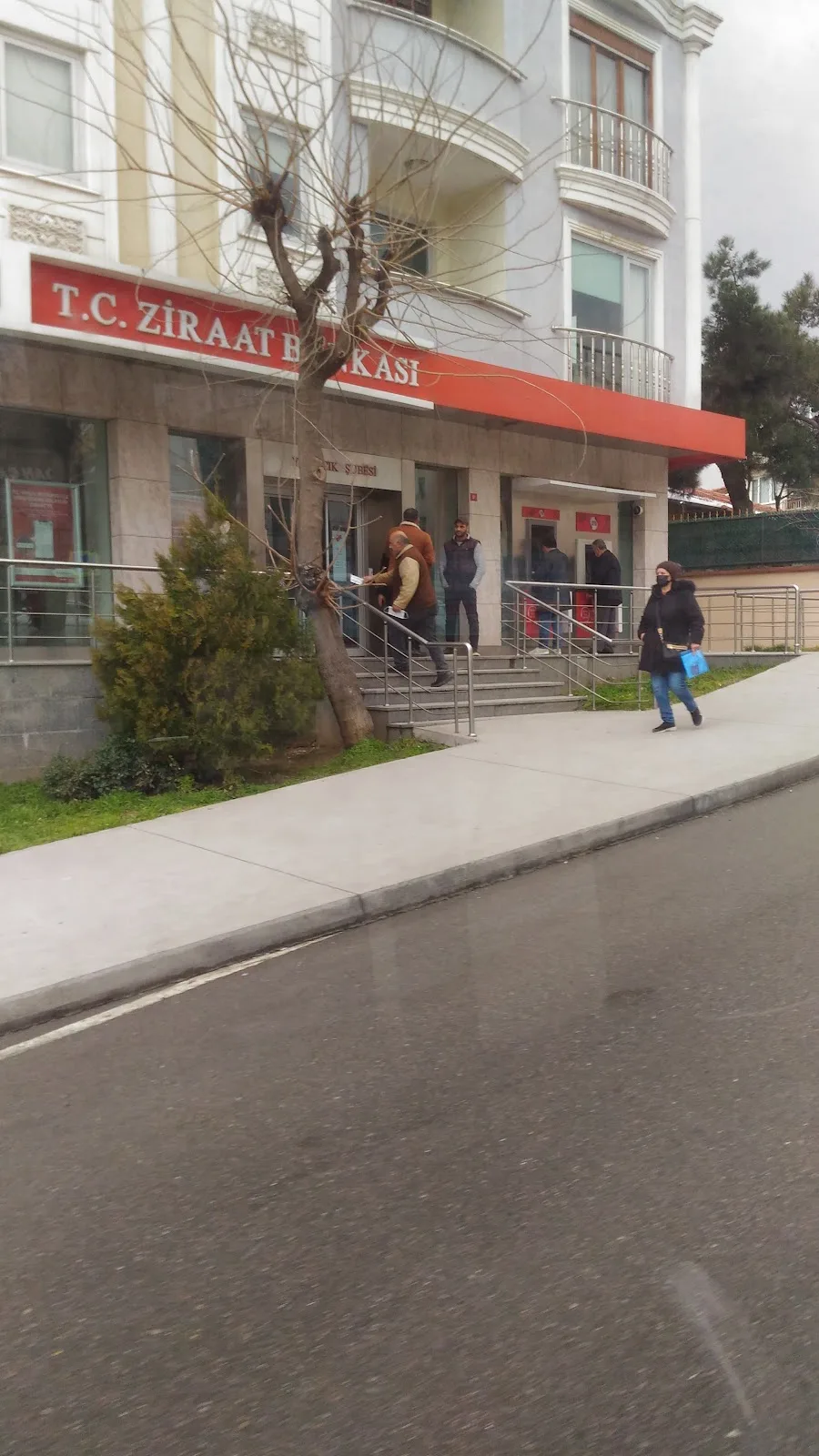 Ziraat Bankası Yakacık-Kartal/İstanbul Şubesi — Bankalar, Kartal · fotoğraf 1