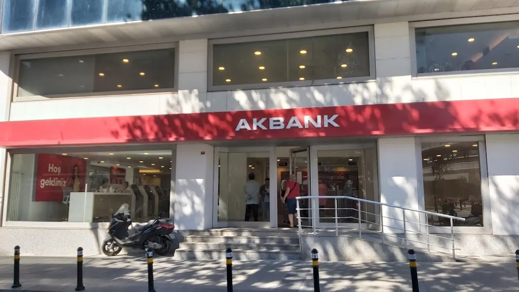 Akbank Kartal/İstanbul Şubesi — Bankalar, Kartal · fotoğraf 1