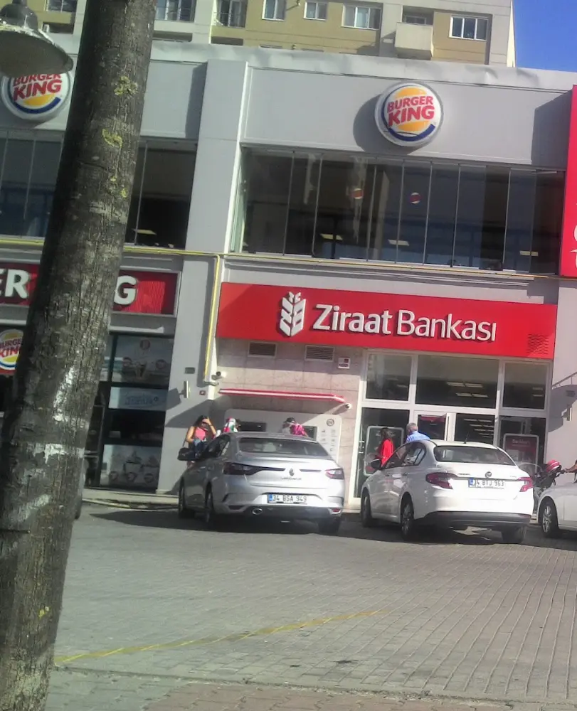 Ziraat Bankası Uğur Mumcu Mahallesi/İstanbul Şubesi — Bankalar, Kartal · fotoğraf 3