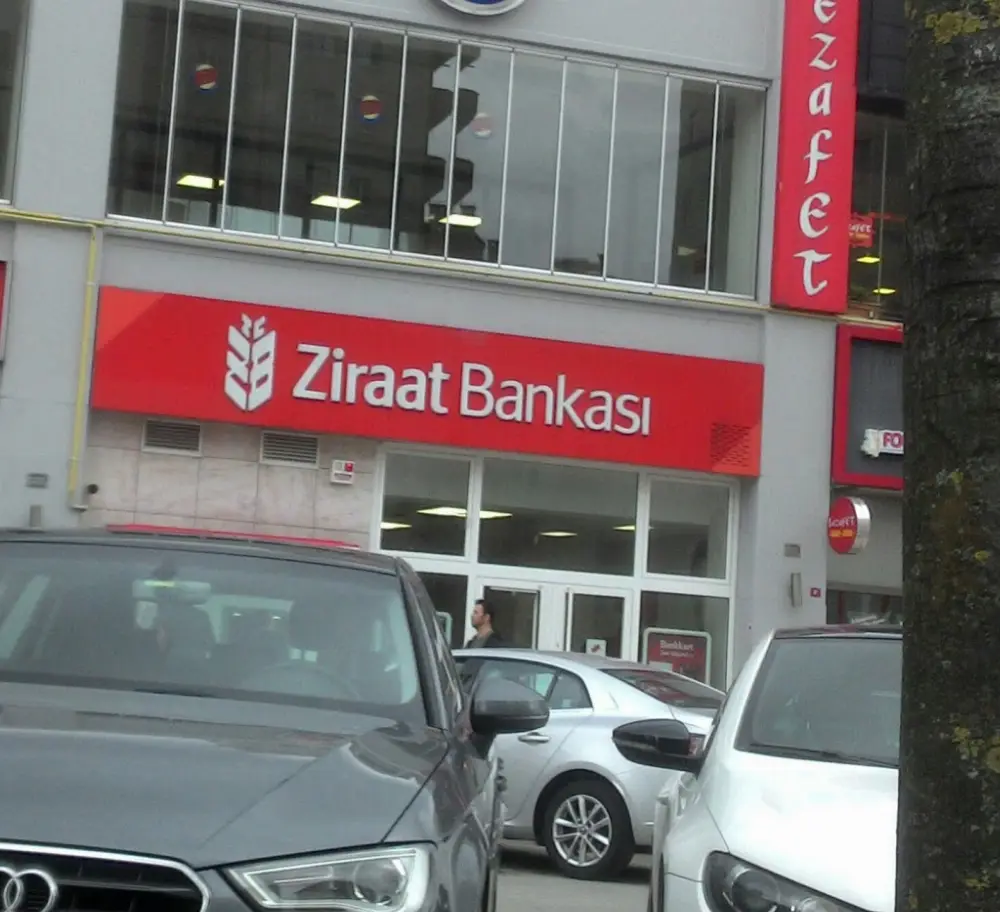 Ziraat Bankası Uğur Mumcu Mahallesi/İstanbul Şubesi — Bankalar, Kartal · fotoğraf 4