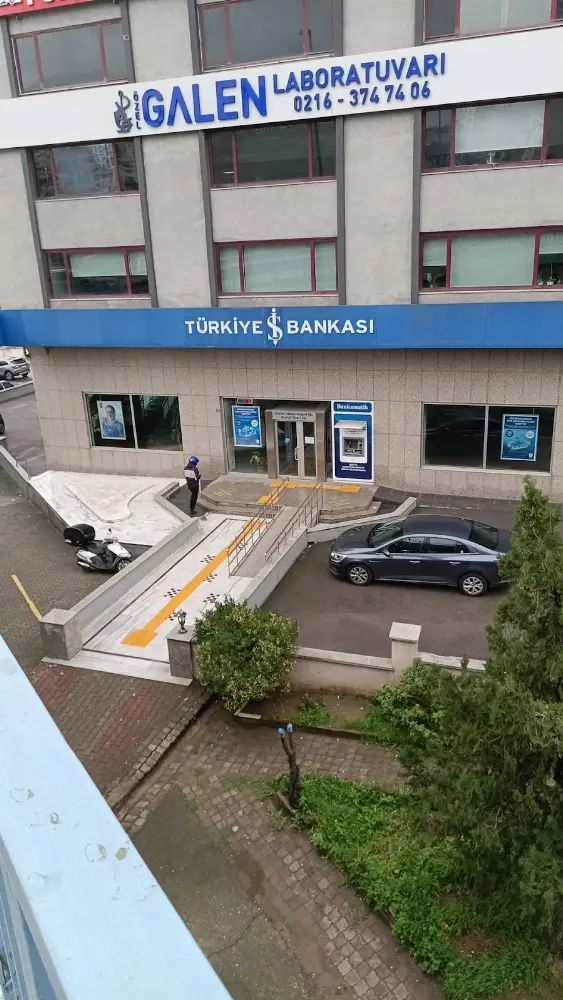 Türkiye İş Bankası Kartal Sanayi Bölgesi/İstanbul Şubesi — Bankalar, Pendik · fotoğraf 2