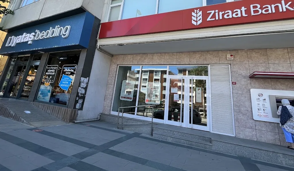 Ziraat Bankası Tepeüstü/İstanbul Şubesi — Bankalar, Küçükçekmece · fotoğraf 1