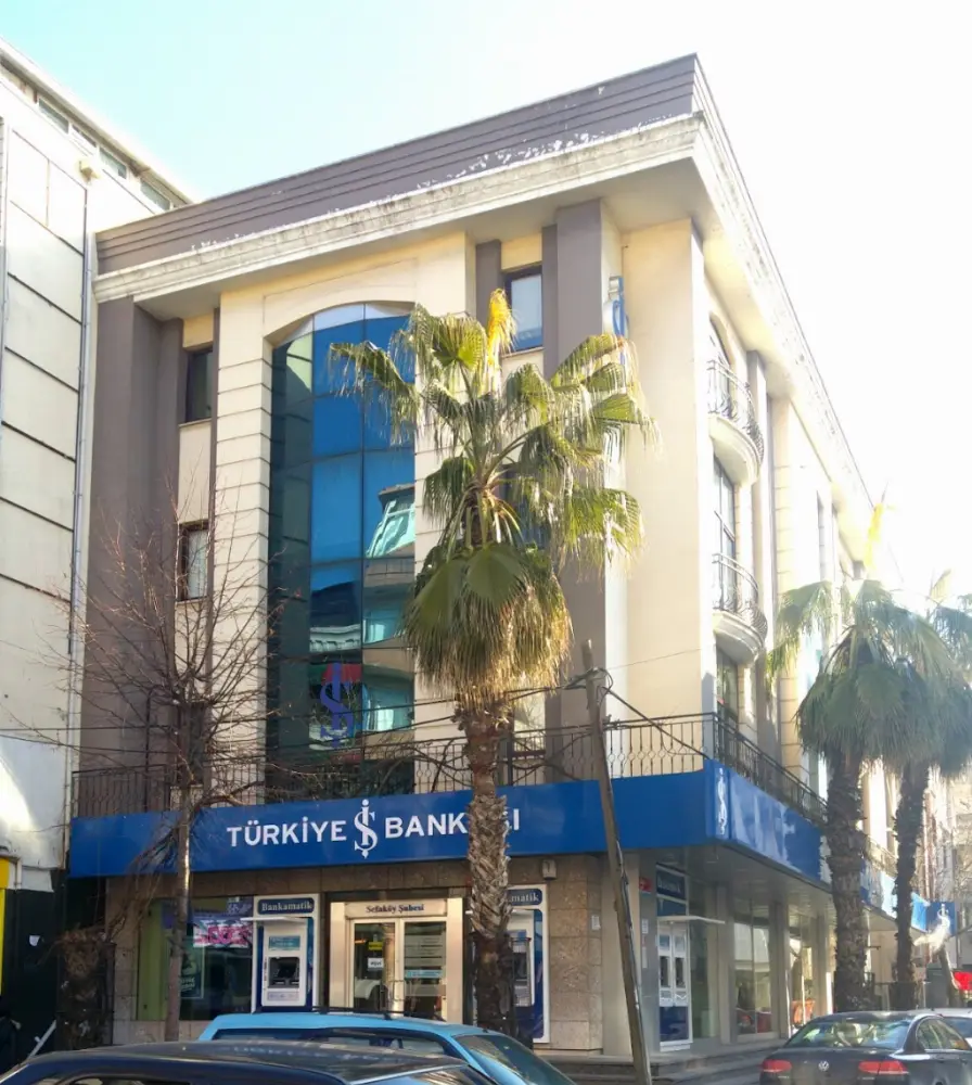 Türkiye İş Bankası Sefaköy/İstanbul Şubesi — Bankalar, Küçükçekmece · fotoğraf 3