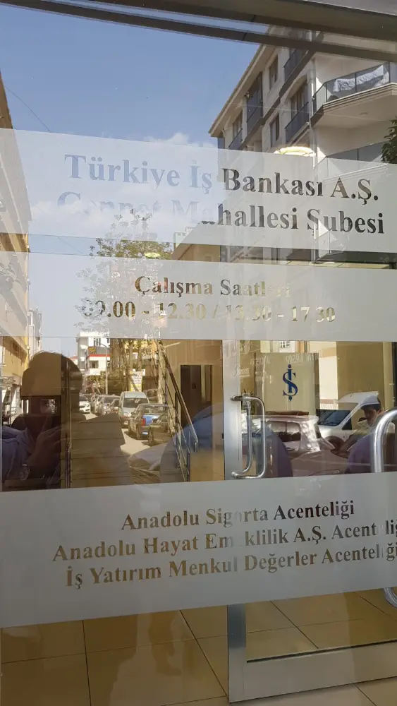 Türkiye İş Bankası Cennet Mahallesi/İstanbul Şubesi — Bankalar, Küçükçekmece · fotoğraf 3