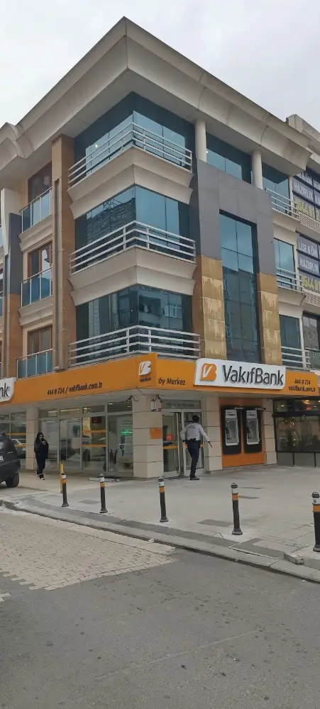 VakıfBank Sefaköy Merkez Şubesi — Bankalar, Küçükçekmece · fotoğraf 3