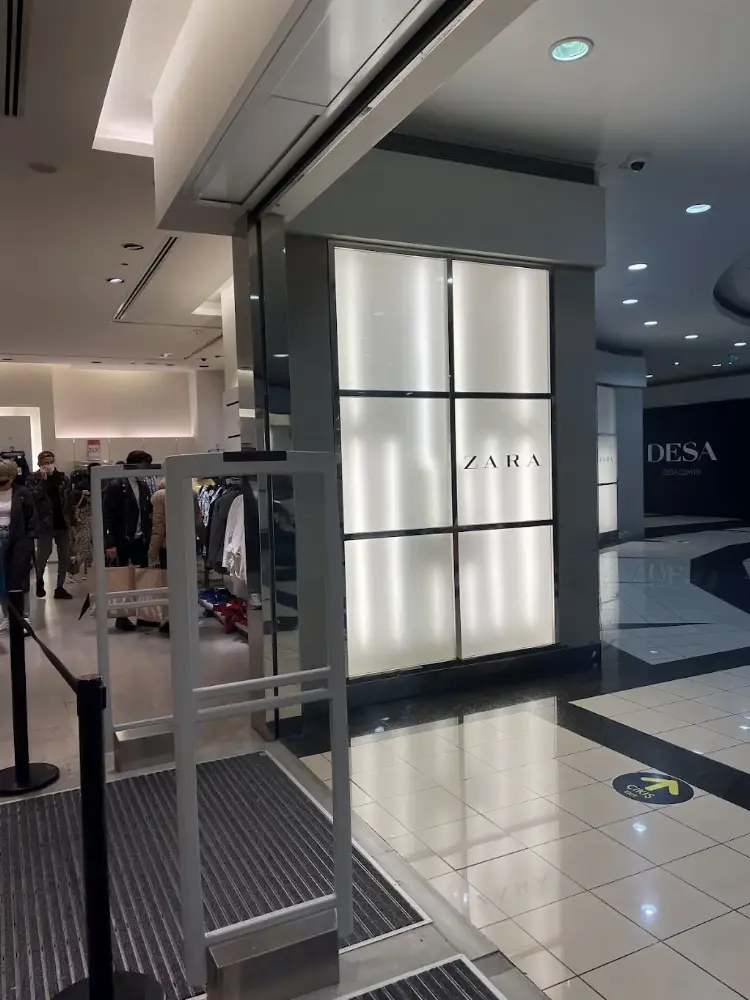 ZARA Migros AVM Konyaaltı — Erkek Giyim, Konyaaltı · fotoğraf 4
