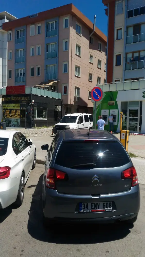 Garanti BBVA Yakacık Şubesi — Bankalar, Kartal · fotoğraf 3