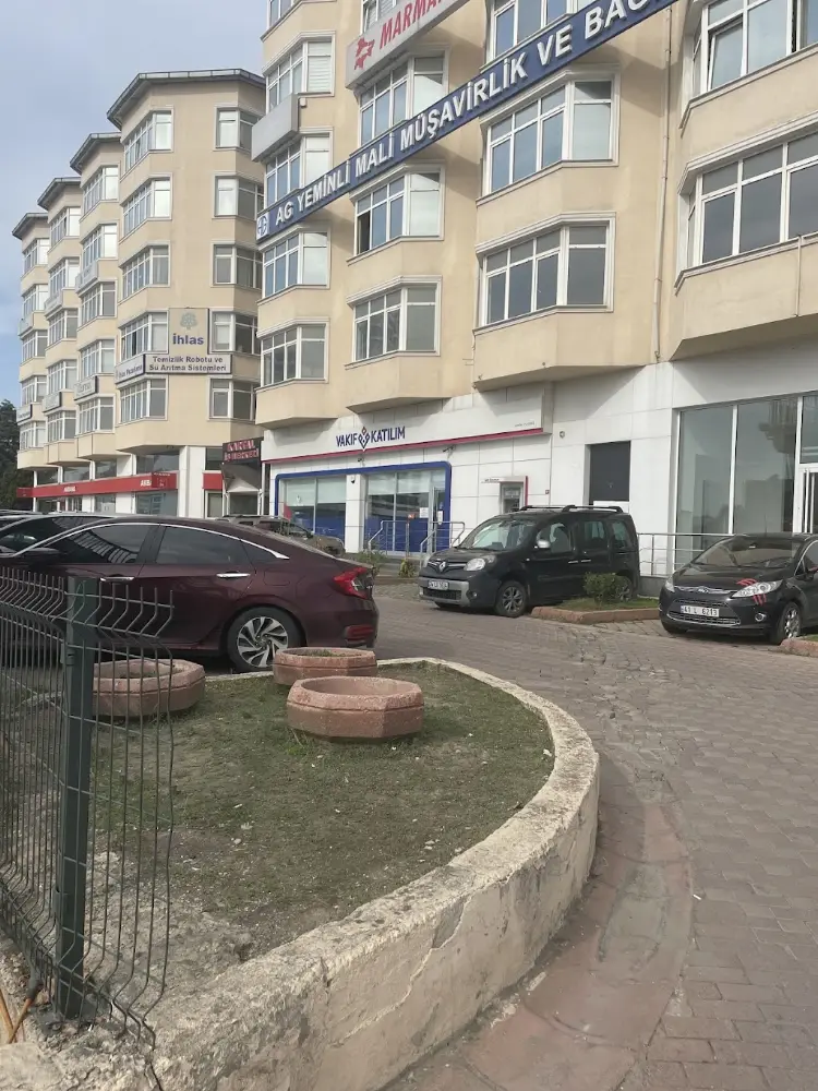 Vakıf Katılım Kartal E-5 Şubesi — Bankalar, Kartal · fotoğraf 3