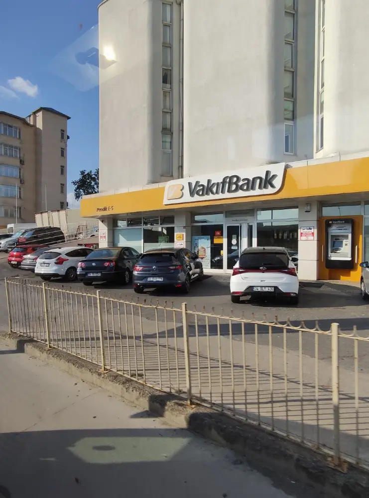 VakıfBank Kartal E5 Şubesi — Bankalar, Kartal · fotoğraf 3