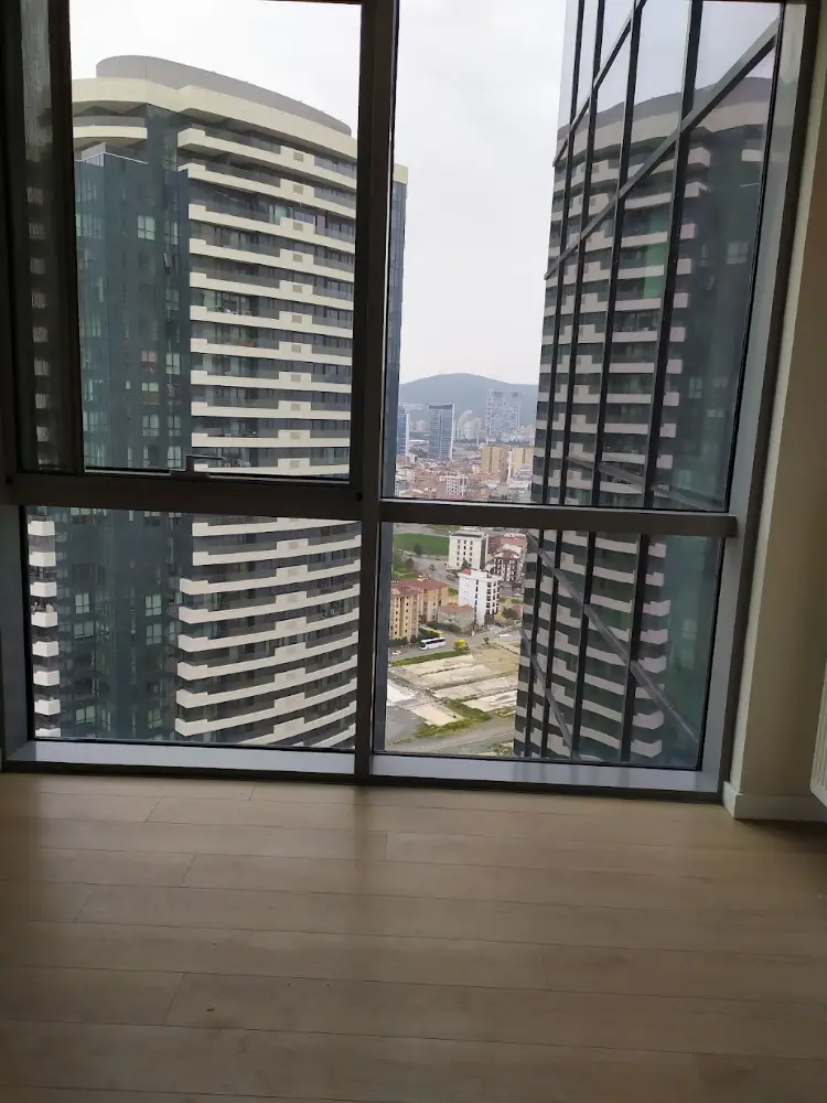 Türkiye İş Bankası Cevizli/İstanbul Şubesi — Bankalar, Kartal · fotoğraf 3