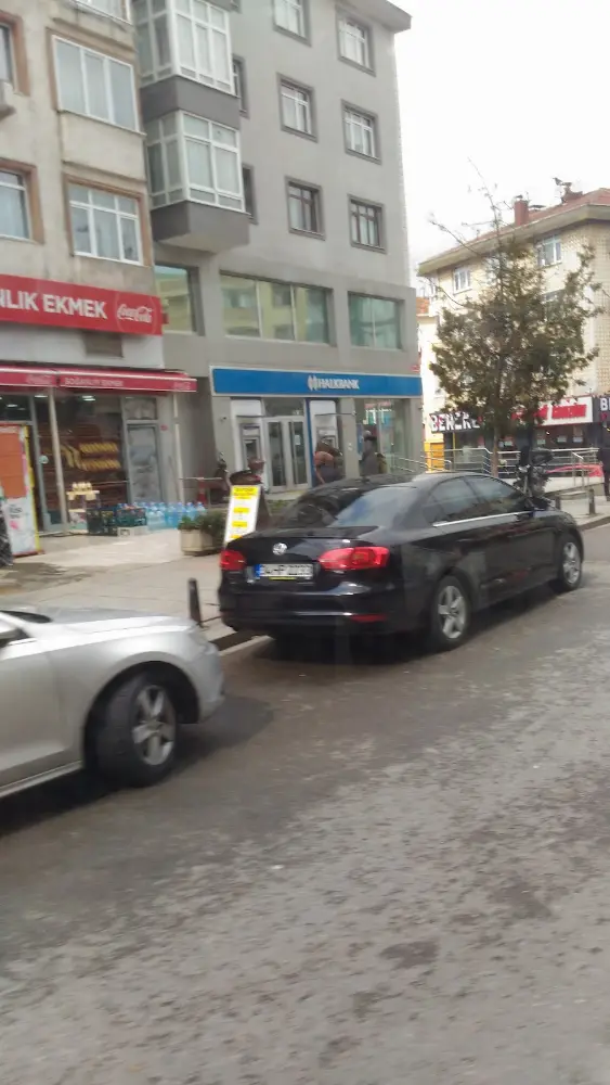 Halkbank Soğanlık Şubesi — Bankalar, Kartal · fotoğraf 4