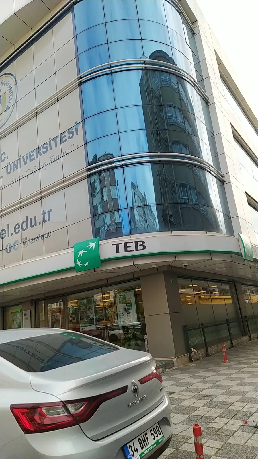 TEB Sefaköy Şubesi — Bankalar, Küçükçekmece · fotoğraf 1