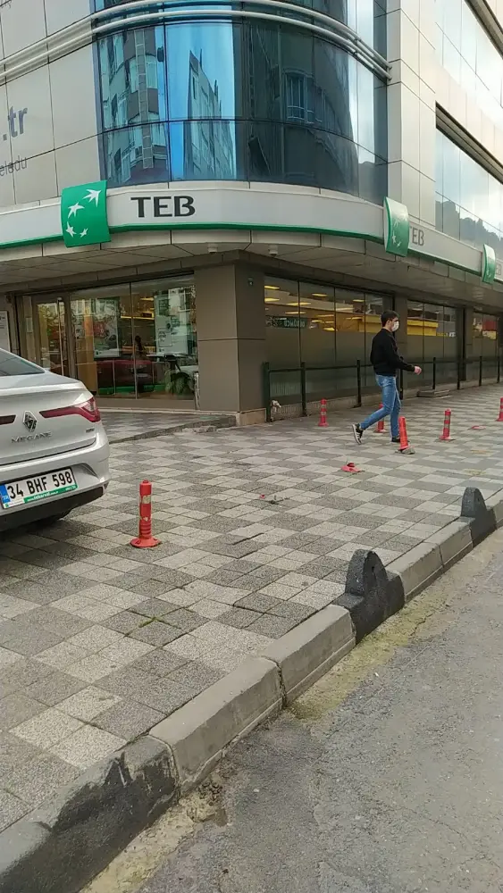 TEB Sefaköy Şubesi — Bankalar, Küçükçekmece · fotoğraf 4