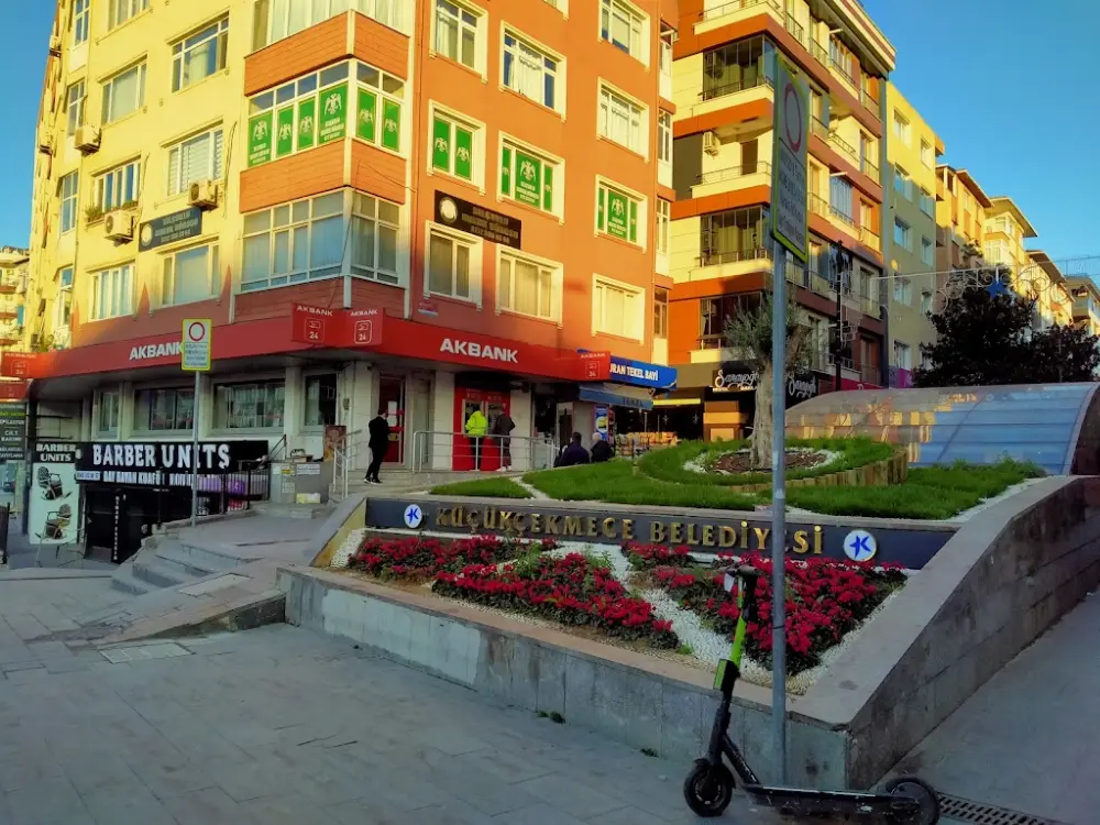 Akbank Cennet Mah./İstanbul Şubesi — Bankalar, Küçükçekmece · fotoğraf 2