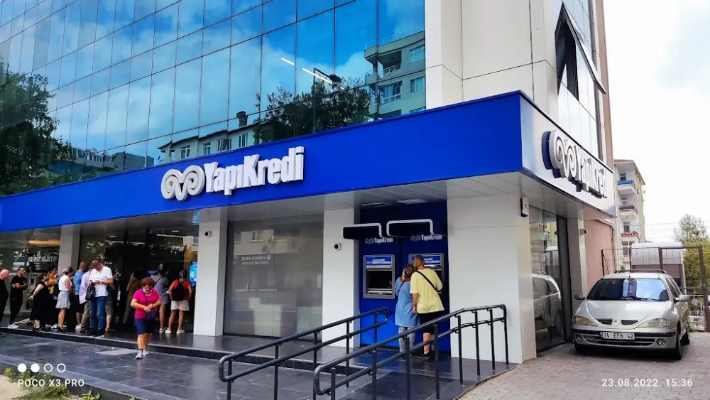 Yapı Kredi - Atalar Şubesi — Bankalar, Kartal · fotoğraf 2