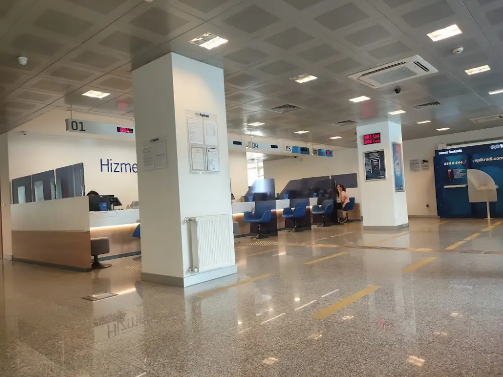 Yapı Kredi - Cennetmahallesi Şubesi — Bankalar, Küçükçekmece · fotoğraf 3