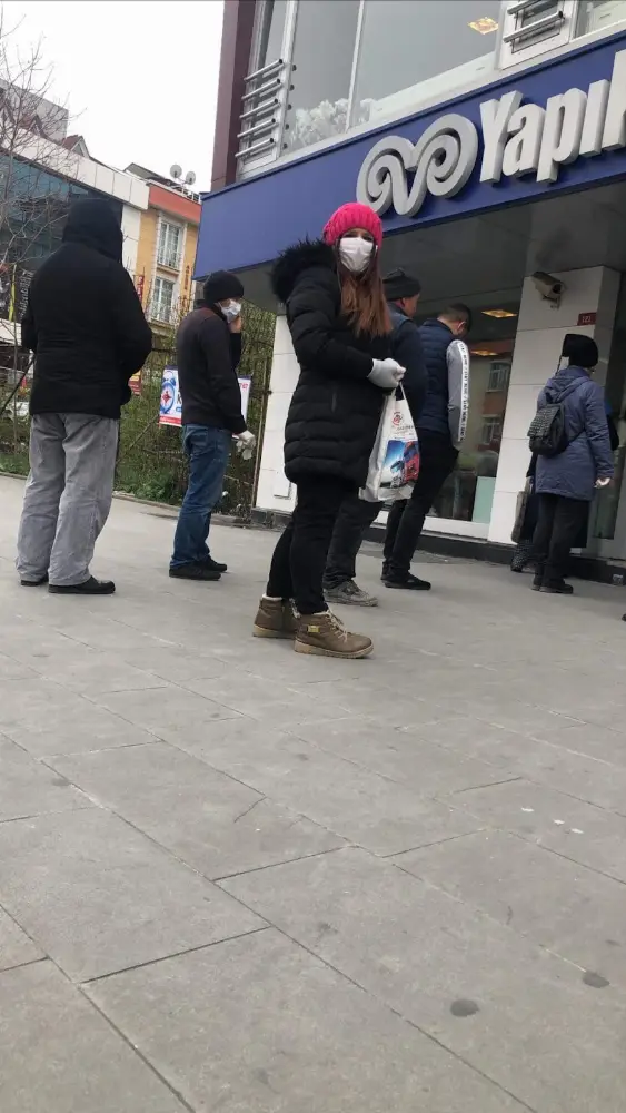 Yapı Kredi - Sefaköy İnönü Mahallesi — Bankalar, Küçükçekmece · fotoğraf 4