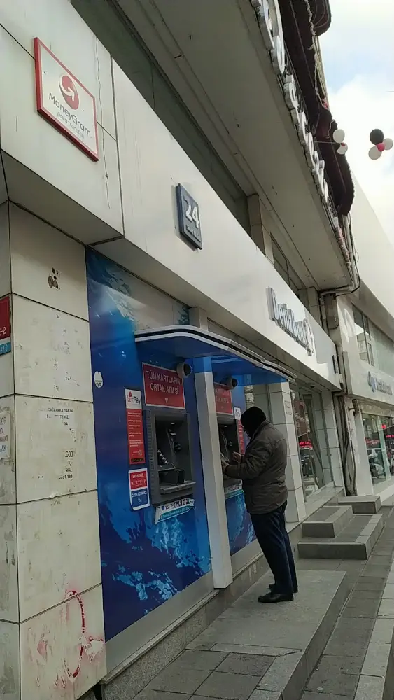 DenizBank Sefaköy Şubesi — Bankalar, Küçükçekmece · fotoğraf 2