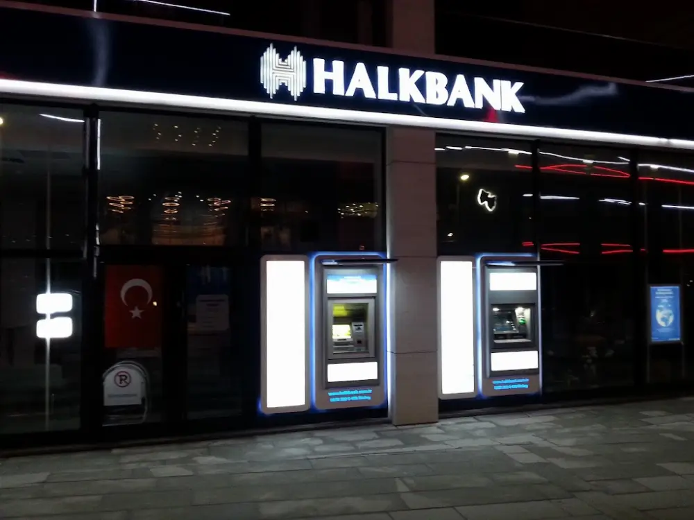 Halkbank Sefaköy İnönü Şubesi — Bankalar, Küçükçekmece · fotoğraf 3